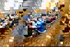 दिल्ली में बिहार कांग्रेस की 'इमरजेंसी' मीटिंग: राहुल-खड़गे के सामने पेश हुए राज्य के दिग्गज, बड़ा फेरबदल तय!