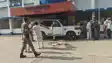 Bihar News : गोपालगंज में बाल बाल बचे एसपी अवधेश दीक्षित, समाहरणालय में सरकारी गाड़ी पर गिरा छज्जा  