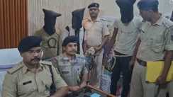 Bihar Crime:  यूपी से लेकर बिहार तक  गिरोह का जाल, ई-रिक्शा चोरी गैंग का पर्दाफाश! 20 हजार का इनामी शातिर समेत 3 गिरफ्तार