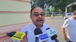 कैमूर DM पर उठे सवाल: BJP MLC संतोष सिंह ने विधान परिषद में उठाया हथियार लाइसेंस का मामला