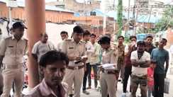 Bihar News : बेतिया में सनसनीखेज वारदात, लव मैरेज करने वाले युवक की चाकू से गोदकर हत्या, परिजनों ने ससुराल पक्ष पर लगाया आरोप