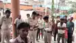 Bihar News : बेतिया में सनसनीखेज वारदात, लव मैरेज करने वाले युवक की चाकू से गोदकर हत्या, परिजनों ने ससुराल पक्ष पर लगाया आरोप