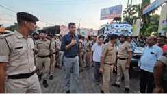 Bihar News : कटिहार समाहरणालय में छात्रों के प्रदर्शन के दौरान पथराव व उपद्रव, 14 को पुलिस ने किया गिरफ्तार, डीएम-एसपी के नेतृत्व में निकला फ्लैग मार्च
