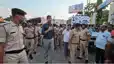 Bihar News : कटिहार समाहरणालय में छात्रों के प्रदर्शन के दौरान पथराव व उपद्रव, 14 को पुलिस ने किया गिरफ्तार, डीएम-एसपी के नेतृत्व में निकला फ्लैग मार्च