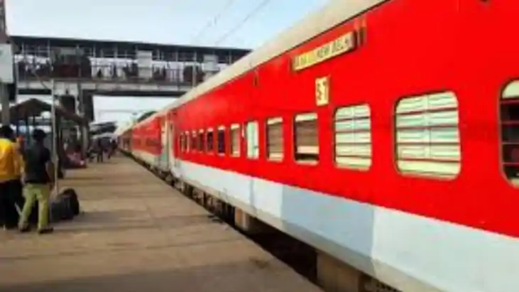 Railway news - 32 साल बाद नई दिल्ली नहीं जाएगी पुरुषोत्तम एक Railway news - 32 साल बाद नई दिल्ली नहीं जाएगी पुरुषोत्तम एक