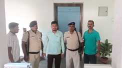 Bihar News : भोजपुर में निगरानी की टीम ने की बड़ी कार्रवाई, राजस्व कर्मचारी को घूस लेते रंगे हाथ किया गिरफ्तार, दाखिल-खारिज के लिए शिक्षक से मांगी थी रिश्वत