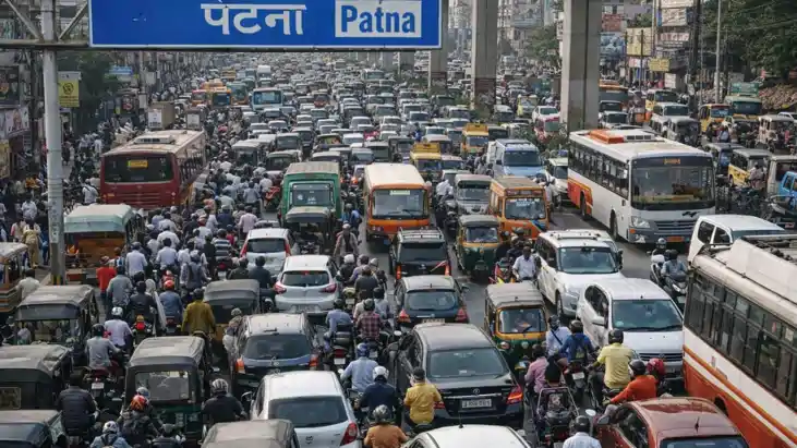 ट्रैफिक व्यवस्था बदली 