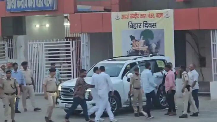 विधायक अनंत सिंह बेऊर जेल से रिहा, लैंड क्रूजर से 'रॉयल' अंद