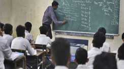 Bihar Teacher News : ई-शिक्षाकोष पोर्टल पर हाजिरी का 'खेल' भारी पड़ा, भागलपुर में दो विशिष्ट शिक्षकों को कारण बताओ नोटिस, 24 घंटे का मिला अल्टीमेटम
