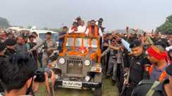 Bihar News : ‘बड़ा आदमी’ बनकर तारापुर पहुंचे सम्राट चौधरी, रोड शो में हुए शामिल, लोगों ने किया भव्य स्वागत 