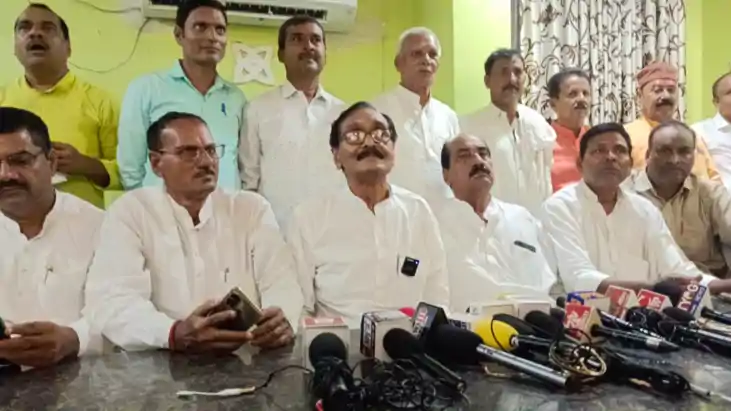 Bihar Election 2025 : बिहार चुनाव से पहले जदयू को लगा बड़ा झट Bihar Election 2025 : बिहार चुनाव से पहले जदयू को लगा बड़ा झट