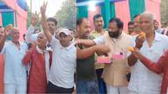 पटना स्नातक निर्वाचन क्षेत्र चुनाव: मतदान का समय खत्म होते ही मोकामा में जश्न का माहौल, नीरज कुमार के समर्थकों ने जीत का दावा करते हुए बांटी मिठाइयां