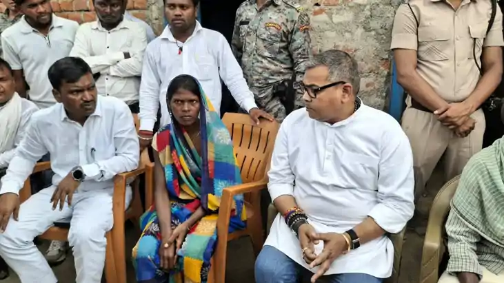 Bihar News : गयाजी के खिजरसराय पहुंचे जमुई सांसद अरुण भारती,