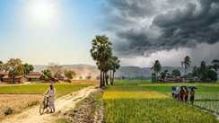 कहीं धूप कहीं बारिश 