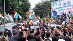 Voter Adhikar Yatra : अररिया पहुंची महागठबंधन की वोटर अधिकार यात्रा, राहुल ने केंद्र पर वोट चोरी का लगाया आरोप, तेजस्वी बोले- एनडीए का मतलब ‘नहीं देंगे अधिकार’ 