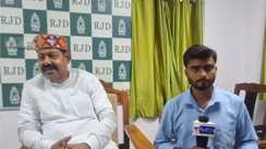 गर्दनीबाग धरने पर RJD का सरकार पर वार, भाई वीरेंद्र का तंज- छात्र सड़क पर उतरे तो सरकारें तक बदल जाती हैं
