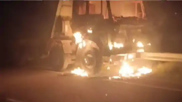 Haiva Burns After Divider Crash Near Barh Bridge