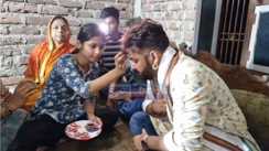 Pawan Singh Visits Bharat Tiwari Home Vows to Fight for Justice