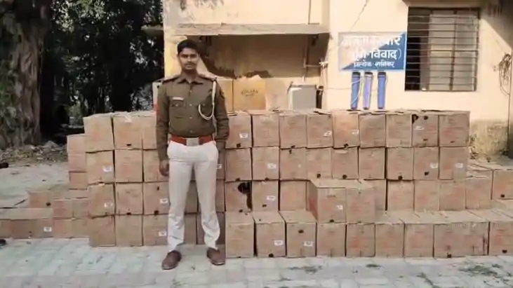 Bihar Crime : ट्रक के तहखाने से करोड़ों की शराब पुलिस ने किया