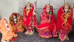 Bihar News : भागलपुर में दिखी अनोखी आस्था, मंदिरों में सजी श्रद्धा की गरमाहट, कड़ाके की ठंड में भगवान को पहनाए गए गर्म कपड़े 