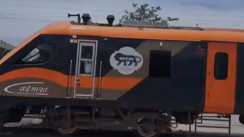 Stone Pelting on Vande Bharat Express in Muzaffarpur