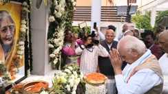 Bihar News : भाजपा प्रदेश अध्यक्ष की माता के श्रद्धांजलि सभा में शामिल हुए राज्यपाल आरिफ मोहम्मद खान, दी भावभीनी श्रद्धांजलि