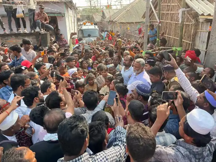 मेहंदी लगे हाथों में थमा दी मौत: रहटा की बेटी के घर पहुँचे प