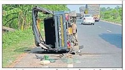 मुजफ्फरपुर में ऑटो और ट्रक की भीषण टक्कर, चार शिक्षकों सहित आधा दर्जन लोग ज़ख्मी, कई की हालत गंभीर