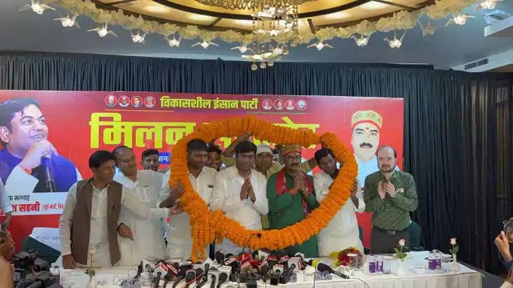 खगड़िया मुखिया संघ के अध्यक्ष अनिल कुमार सिंह कुशवाहा ने थाम खगड़िया मुखिया संघ के अध्यक्ष अनिल कुमार सिंह कुशवाहा ने थाम