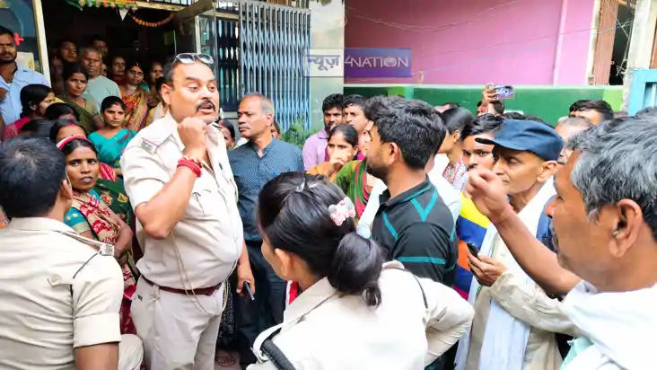 Bihar News : नालंदा में मरीज के परिजनों ने जमकर किया हंगामा,