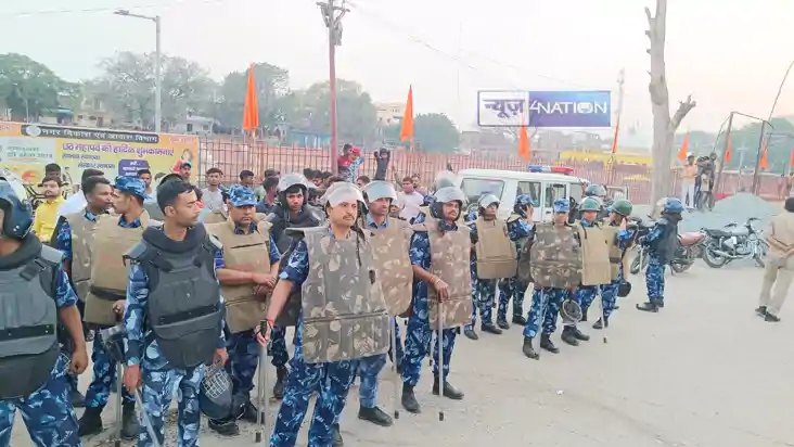 Bihar News : बक्सर में गाना बजाने के विवाद में दो समुदायों म