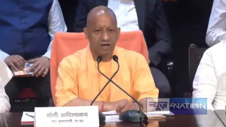 UP Chief Minister Yogi Adityanath: यूपी में सीएम योगी का जलव