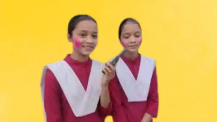 Twin Sisters Sakshi Srishti Top Science Make History in Bhag