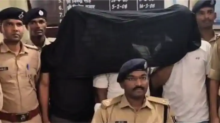 Bihar Crime : दरभंगा पुलिस ने अंतर्राज्यीय तस्कर गिरोह का कि