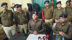 Bihar Crime : सोनपुर में शिक्षक हत्याकांड का पुलिस ने किया खुलासा, दो आर्म्स सप्लायर को किया गिरफ्तार 