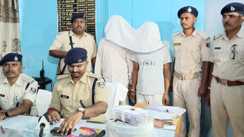 Bihar Crime : मोतिहारी पुलिस ने की बड़ी कार्रवाई, रक्सौल में 4 करोड़ का स्मैक किया बरामद, दो तस्करों को किया गिरफ्तार