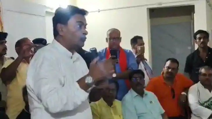 Bihar Political News : अलग पार्टी बना सकते हैं पूर्व केंद्री