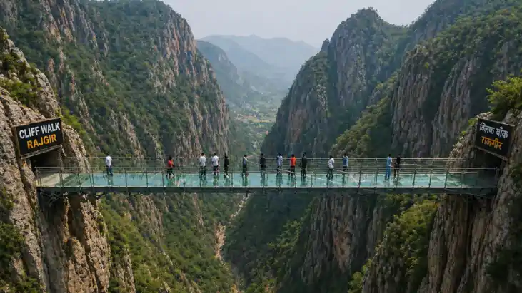 क्लिफ वॉक