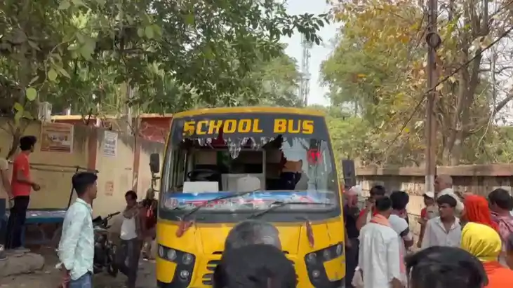 आरा सिविल कोर्ट के पास हाई-वोल्टेज ड्रामा: नशे में धुत बदमाश