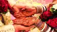 Bihar News : भागलपुर में ग्रामीणों ने नाबालिग प्रेमी जोड़े की कराई शादी, प्रेमी को घर लेकर गयी प्रेमिका की माँ 