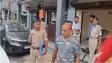 डॉक्टर से दिनदहाड़े छिनतई : बाइक सवार अपराधियों ने दिया घटना को अंजाम, सीसीटीवी में कैद हुई वारदात