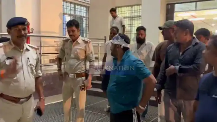 Muzaffarpur Councillor Attacked After Anti Encroachment Driv