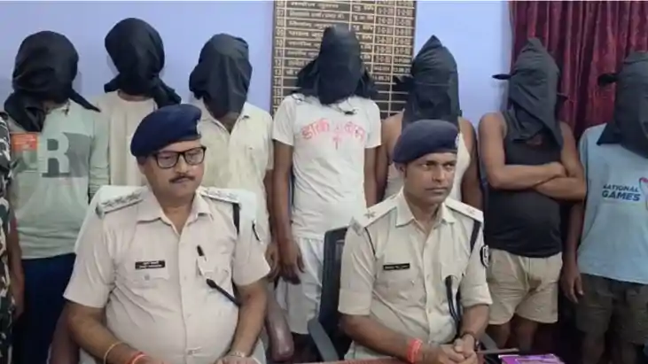 साइबर अपराध के  खिलाफ नवादा पुलिस की बड़ी कार्रवाई, 7 शातिर 