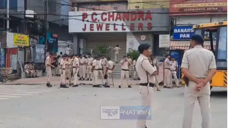 Patna Student Protest March to CM House Amid Heavy Police De