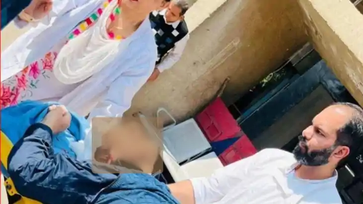  IAS Special Secretary commits suicide by jumping from the 6