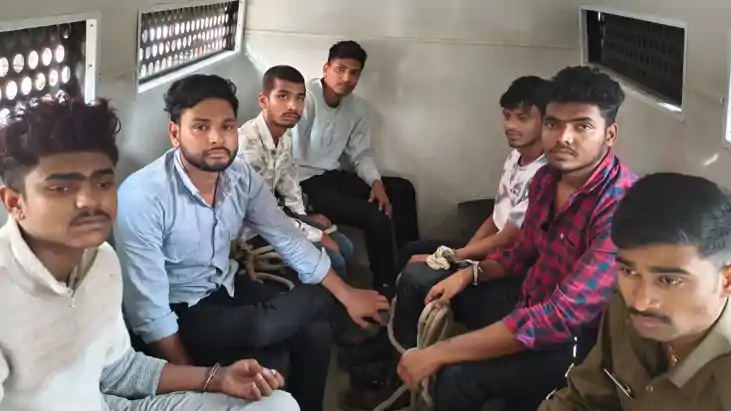 साइबर ठग 