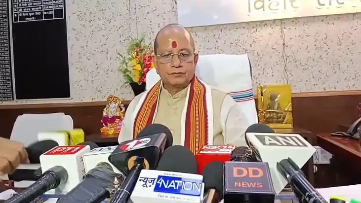 राजस्व वादों के निपटारे में देरी पर सरकार सख्त; उपमुख्यमंत्र