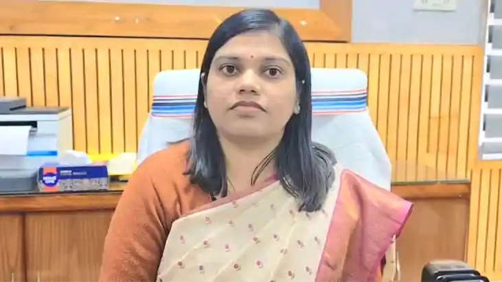 Bihar News : शिवहर में DM प्रतिभा रानी का दिखा जलवा, इस मामल