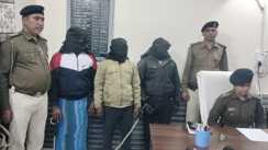 Bihar Crime : खगड़िया में अवैध मिनी गन फैक्ट्री का पुलिस ने किया भंडाफोड़, तीन आरोपियों को किया गिरफ्तार, हथियार और जिन्दा कारतूस किया बरामद 