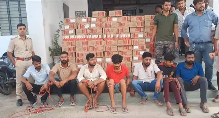 Bihar Crime -  उत्पाद विभाग की बड़ी कार्रवाई, शराब से भरी पिक